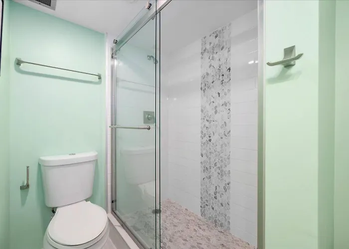 Spacious 2 Bedroom Ocean Front At The Century With Indoor Pool! Ocean Stadt