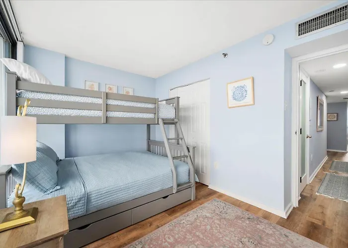 Spacious 2 Bedroom Ocean Front At The Century With Indoor Pool! Ferienhaus Ocean Stadt