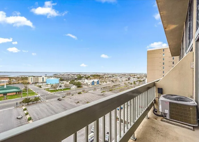 Ferienhaus Spacious 2 Bedroom Ocean Front At The Century With Indoor Pool!