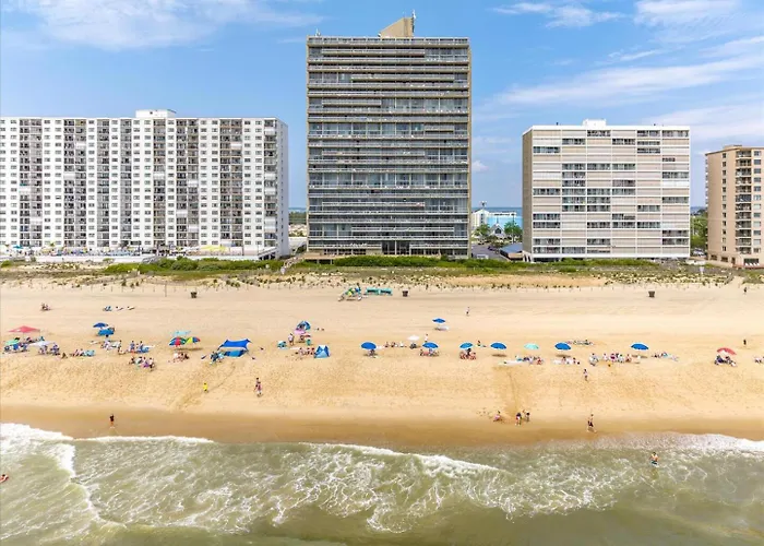Spacious 2 Bedroom Ocean Front At The Century With Indoor Pool! Ferienhaus Ocean Stadt