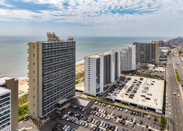 Spacious 2 Bedroom Ocean Front At The Century With Indoor Pool! Ferienhaus