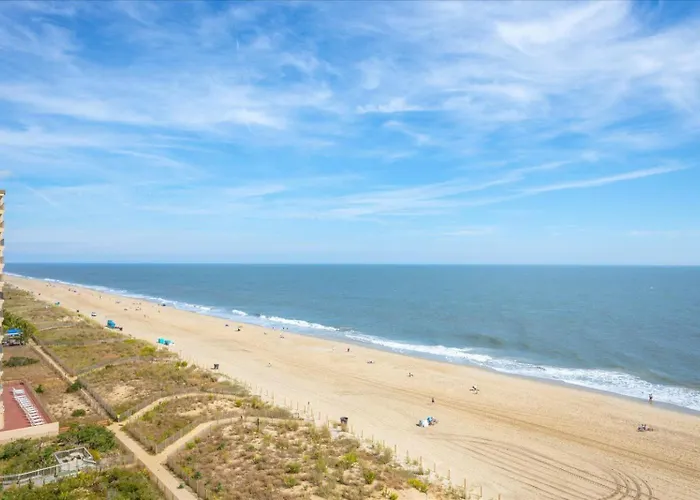 Spacious 2 Bedroom Ocean Front At The Century With Indoor Pool! Ocean Stadt